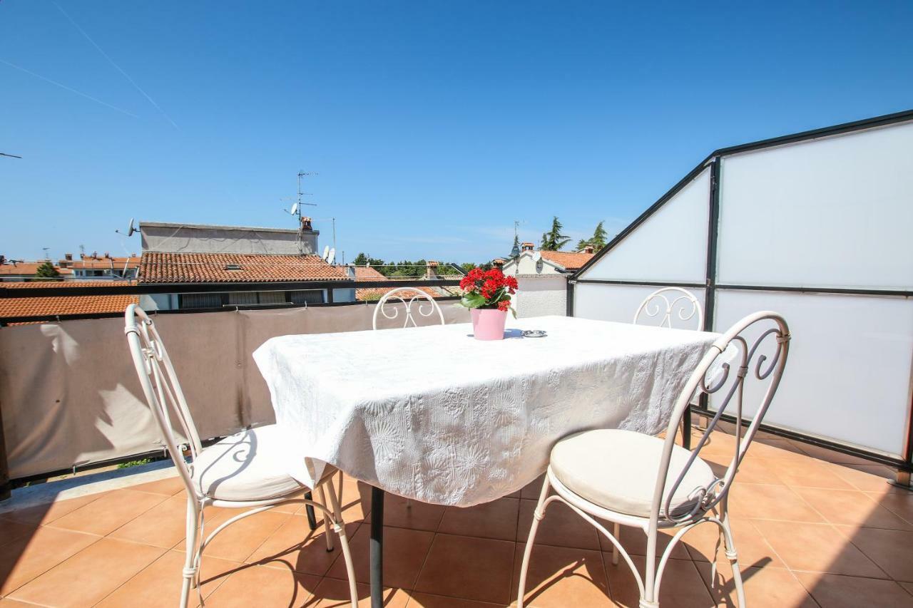 Apartmani Ljubica Porec Bagian luar foto