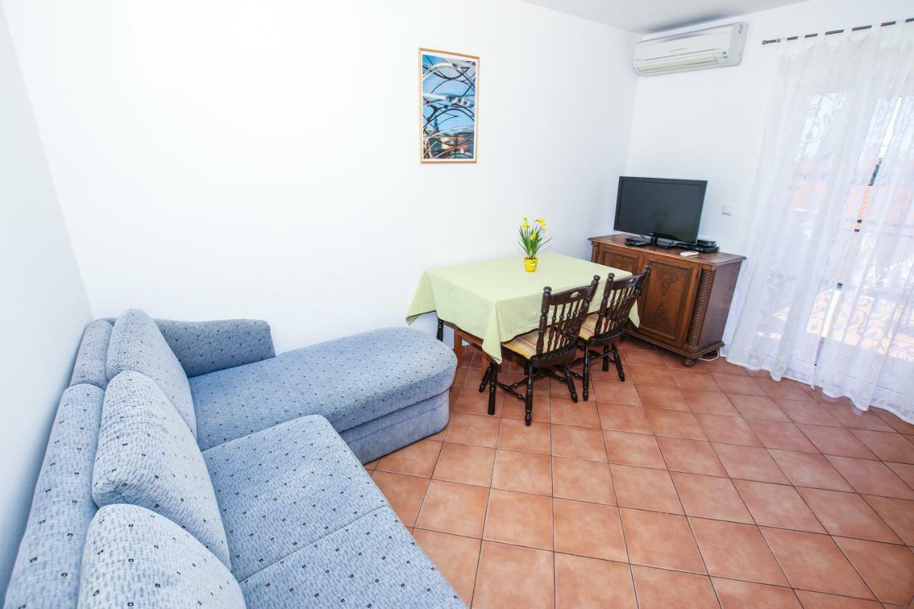 Apartmani Ljubica Porec Bagian luar foto
